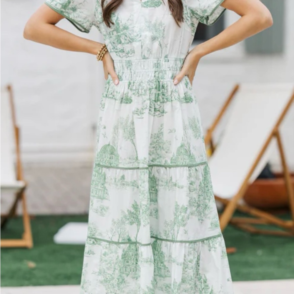 Elegant Green and White Printed Dress- worn once for hour photoshoot
